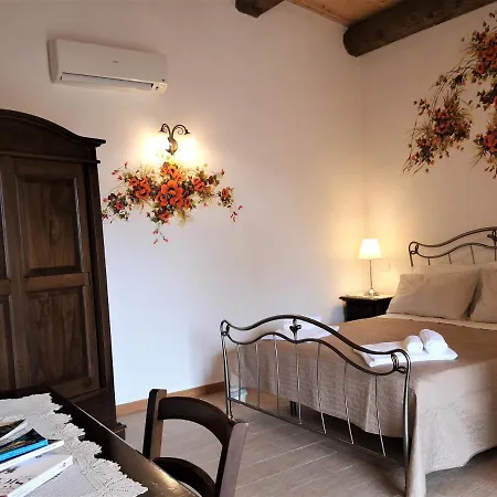 Felicia Hotel