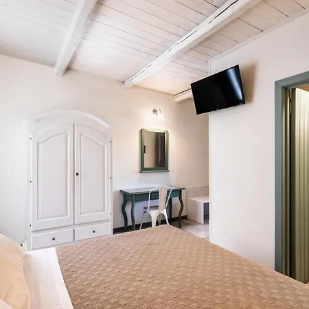 Hotel Felicia 3*
