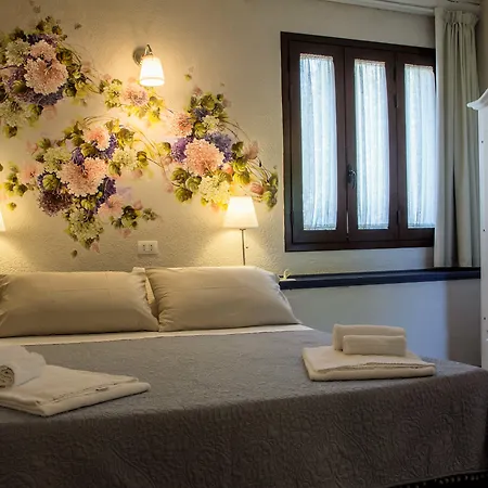 Felicia Hotel 3*