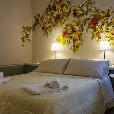 Felicia ホテル 3*